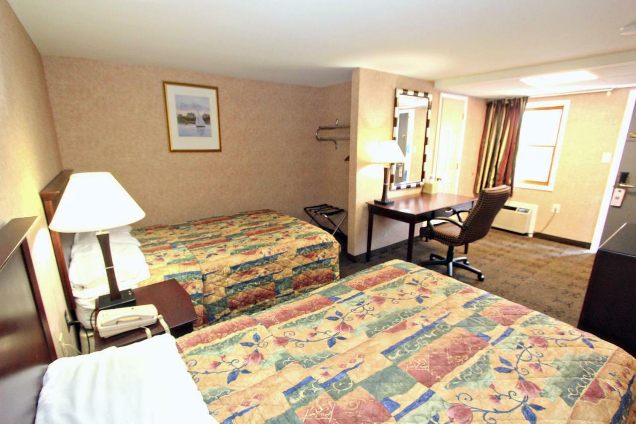Knights Pine Grove Motel