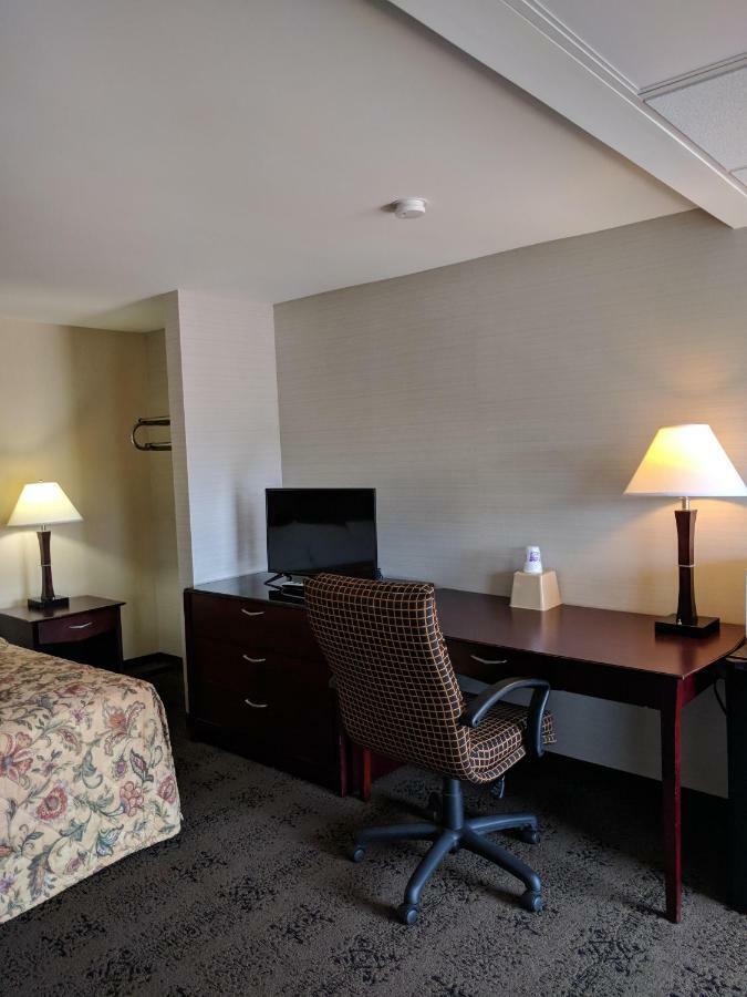 Knights Pine Grove Motel 2*