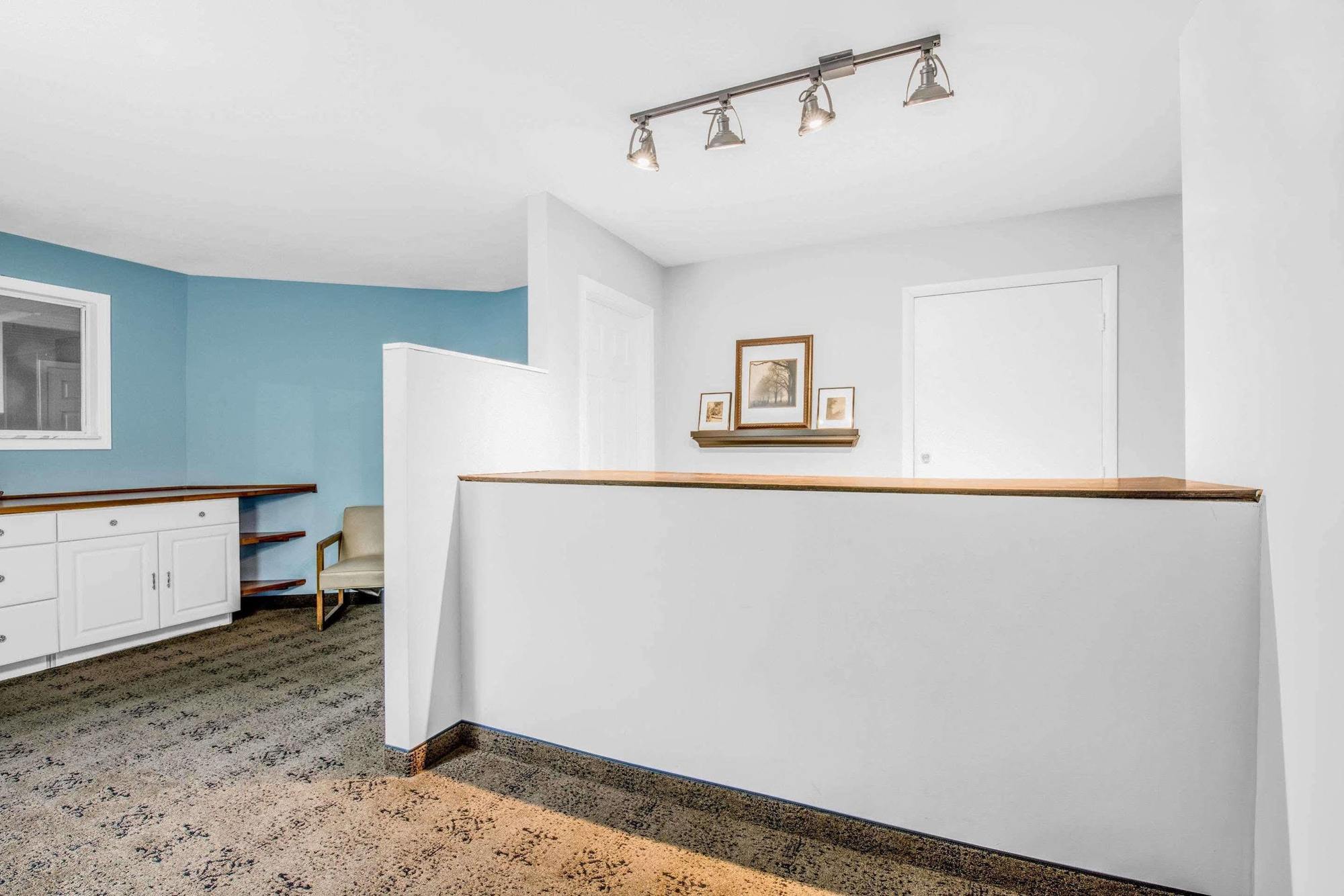 Knights Pine Grove Motel